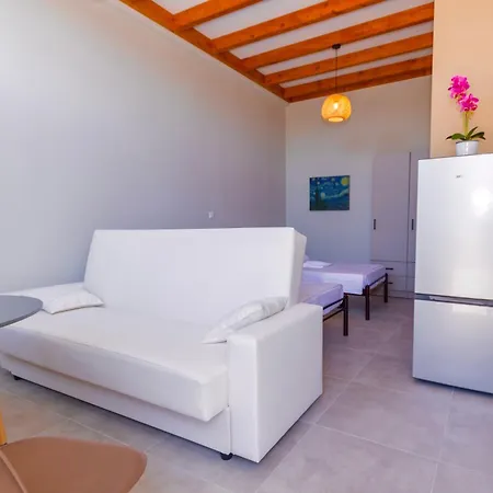 Apartment House Of Nileides Gargalianoi